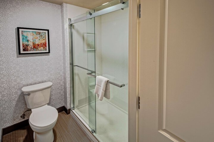 Hampton Inn Fresno Airport