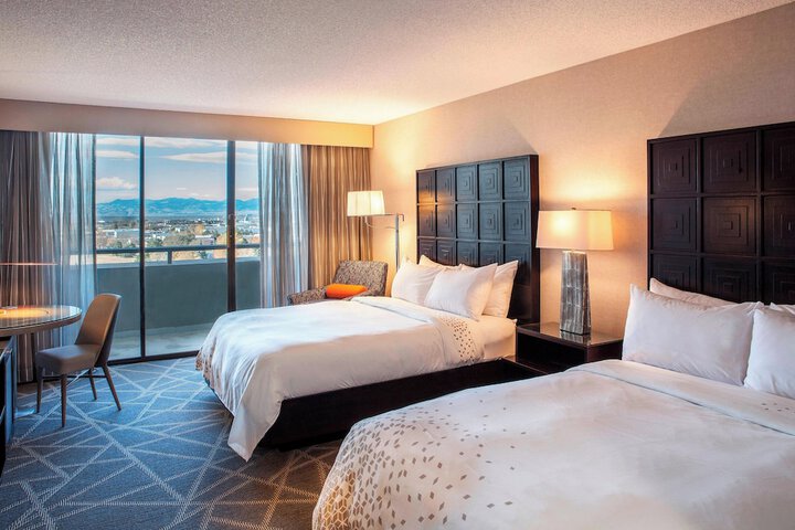 Room 21 of 62