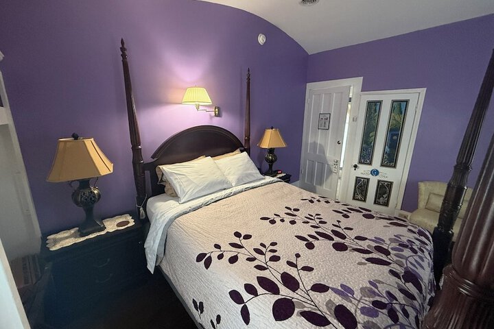 Room 42 of 63