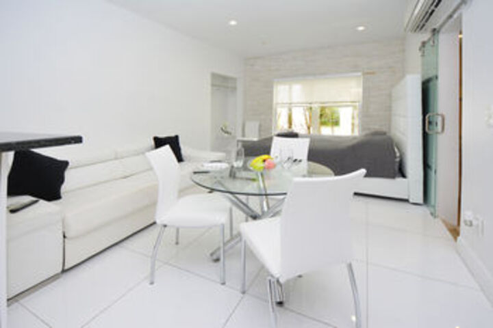 Lincoln Road Apartments