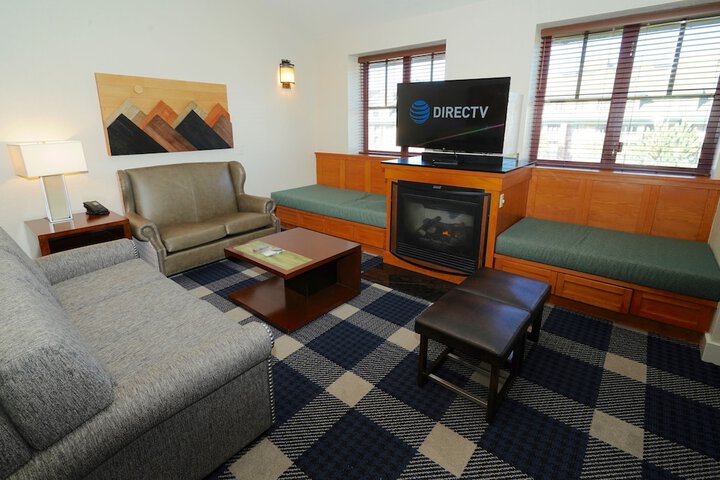 Heavenly Village Condos - Grand Residence