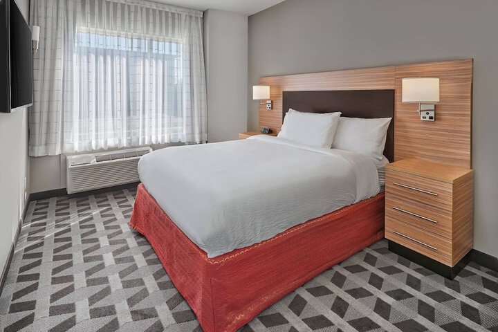 Room 15 of 30