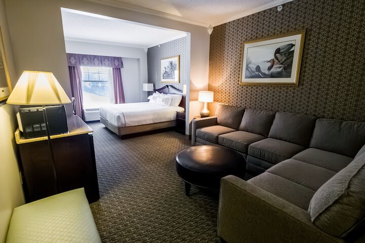 Fort William Henry Hotel and Conference Center