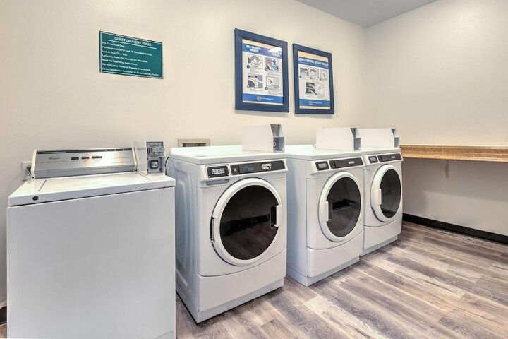 La Quinta Inn & Suites by Wyndham Paris