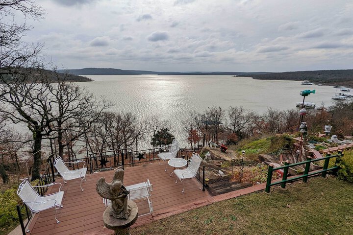 Waterfront Lake Eufaula Home: Multi-level Balcony