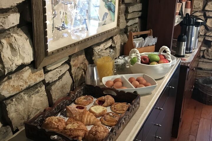 Breakfast/Coffee Service 44 of 53