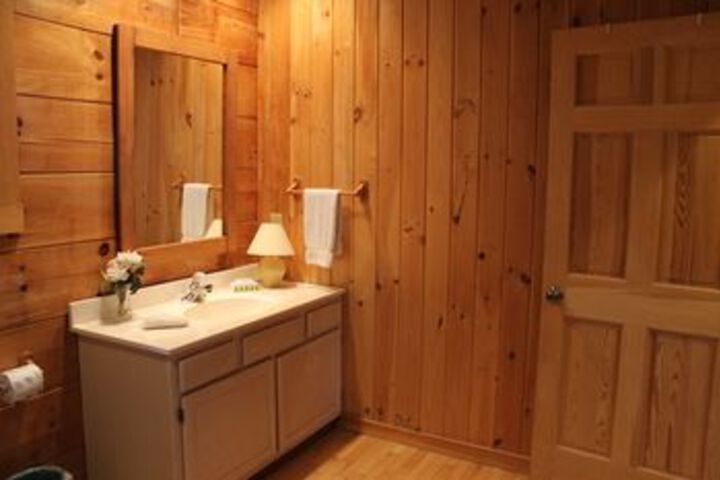 Riverside Log Cabins