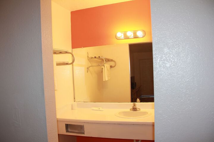 Room 30 of 44