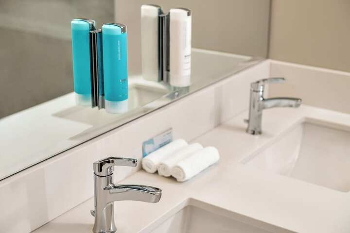 Park Inn by Radisson Kelowna