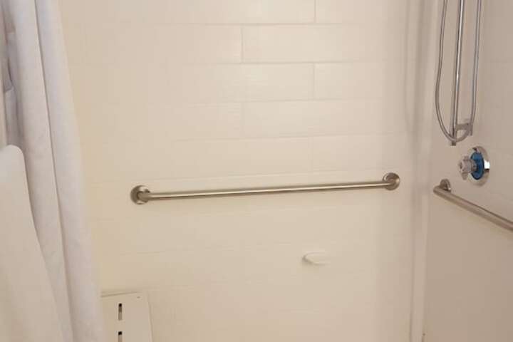 Room 34 of 55