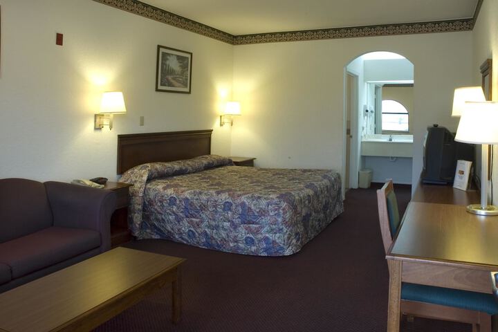 Room 19 of 30