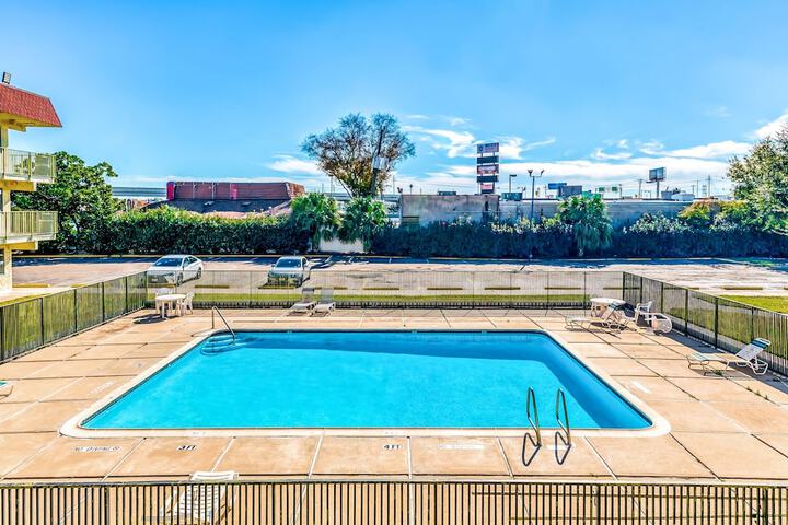 Pool 3 of 25