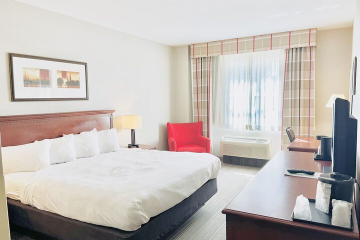 Room 14 of 36