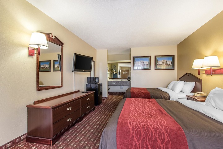 Room 19 of 39