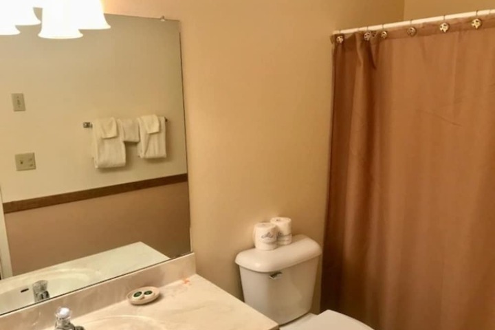Room 7 of 17