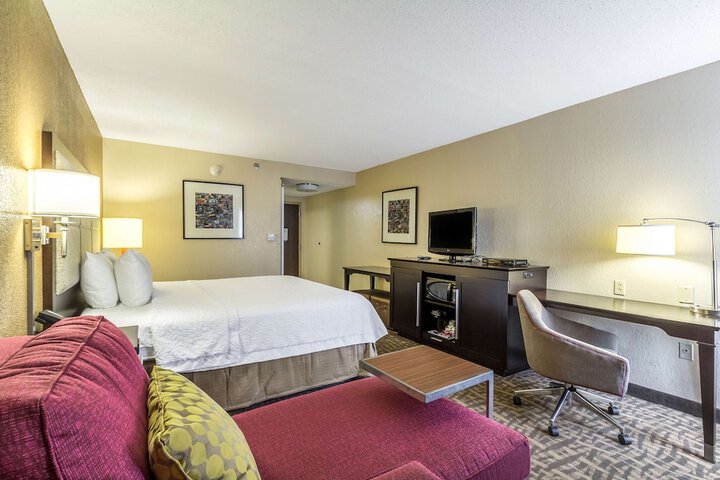Hampton Inn Jackson / Pearl-International Airport