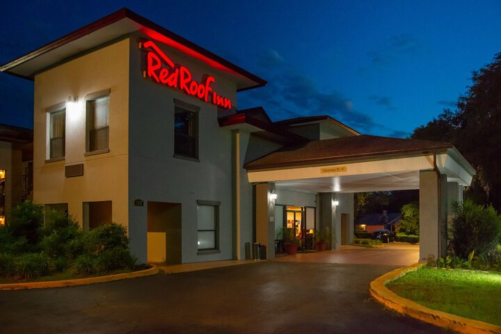 Hotel 4 of 28