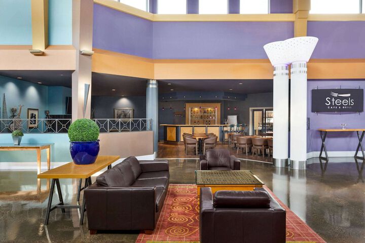 Royal Hotel Edmonton Airport Trademark Collection by Wyndham