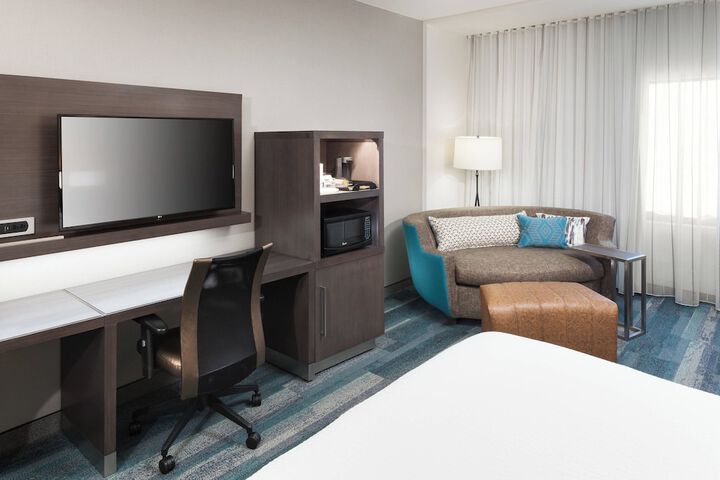 Room 14 of 48