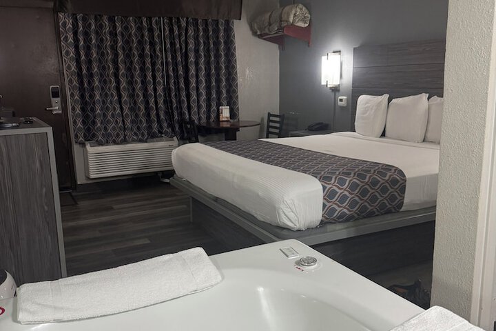 Bluestar Motel