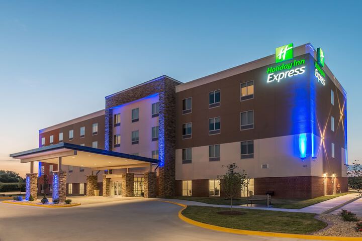 Hotel 6 of 42