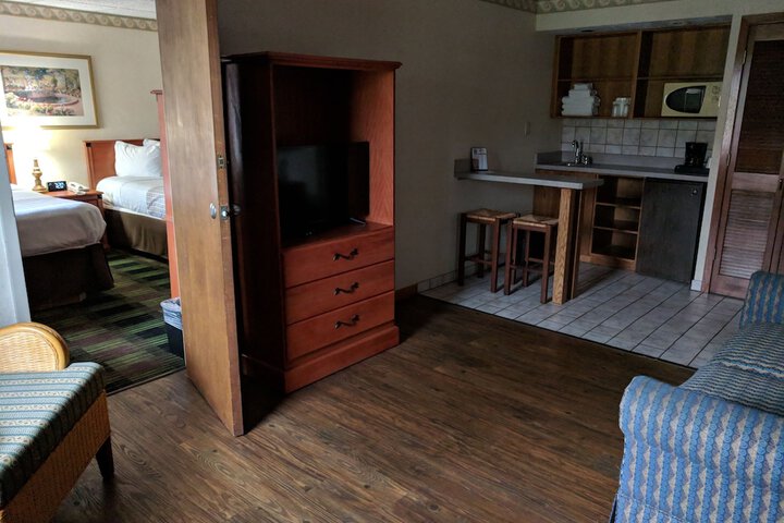 Room 25 of 31
