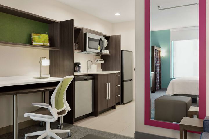 Room 15 of 53