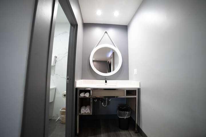 Room 21 of 22