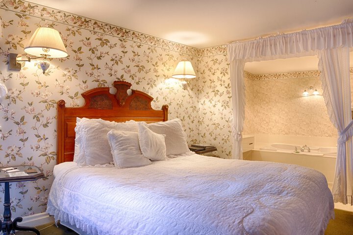 Room 32 of 88