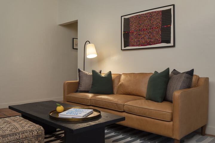 Room 42 of 59