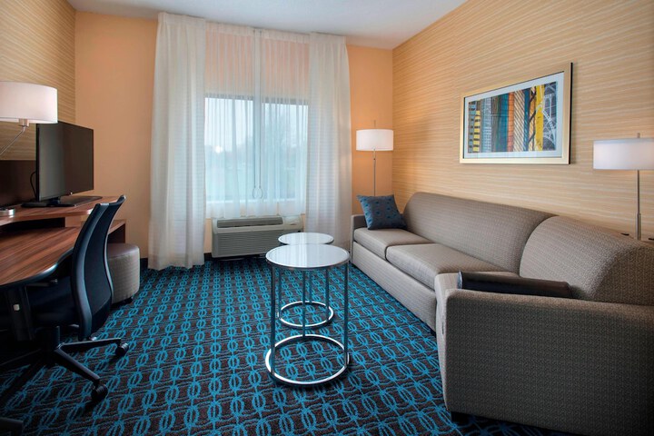 Room 12 of 24