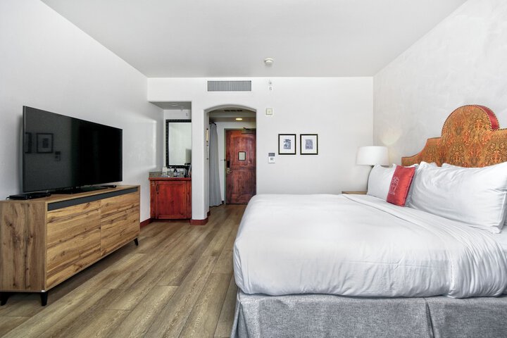 Room 45 of 68