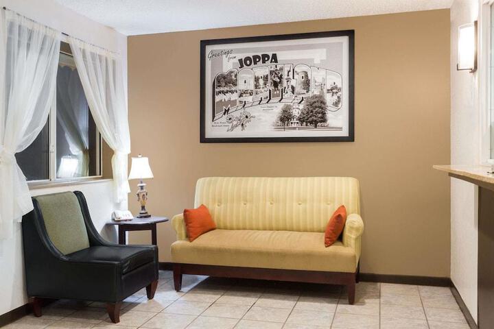 SUPER 8 BY WYNDHAM JOPPA