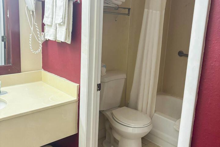 Travelodge by Wyndham Alachua