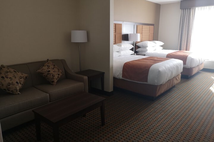 Room 30 of 48