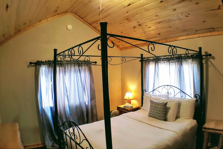 Room 17 of 41