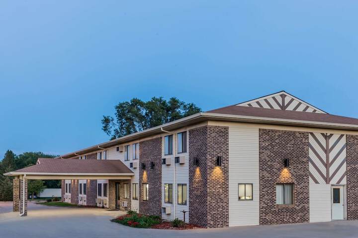 Hotel 5 of 16