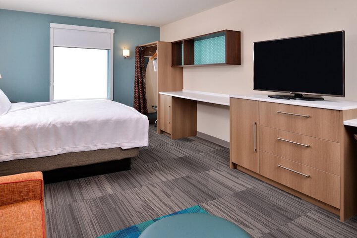 Room 42 of 65