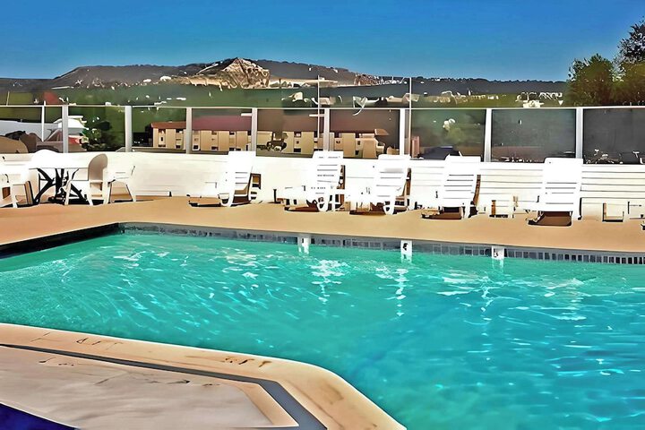 Pool 3 of 11