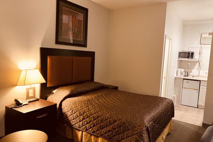 Room 14 of 14