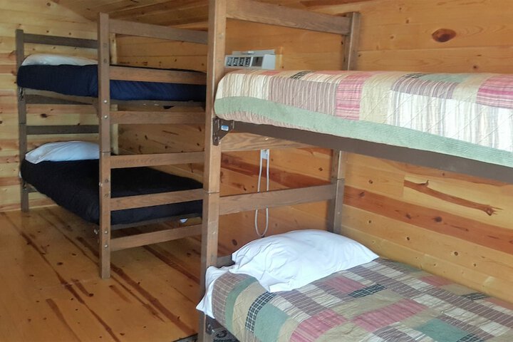 No Name City Luxury Cabins & RV