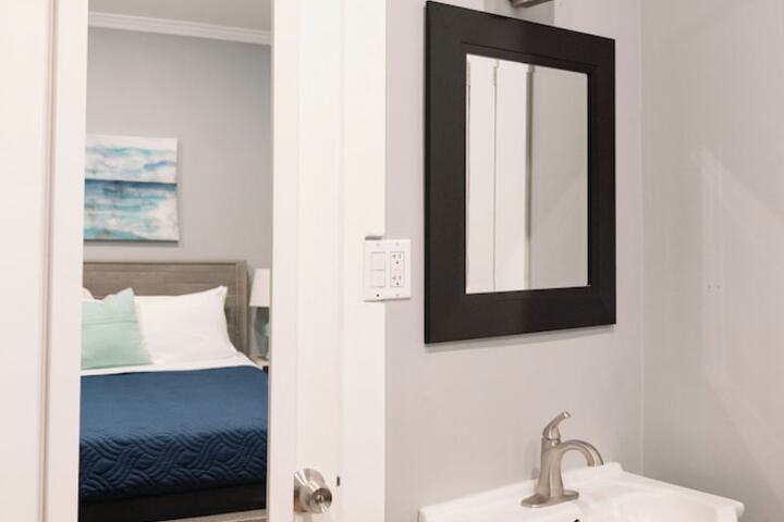 Room 107 of 151