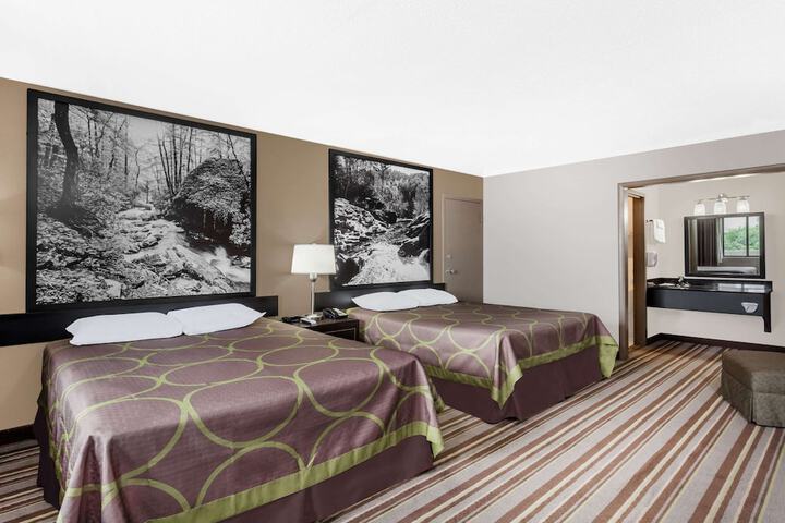 Super 8 by Wyndham Monteagle TN