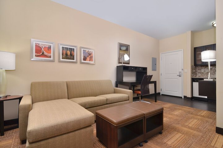 Staybridge Suites Tomball - Spring Area by IHG