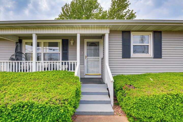 Walk to Restaurants: Stockton Home w / Game Room