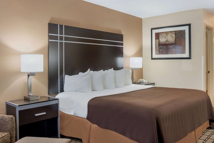 Room 20 of 24