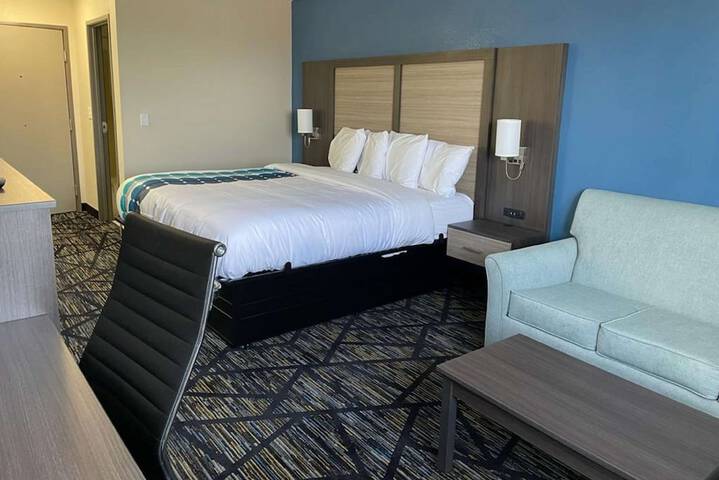 Room 18 of 51