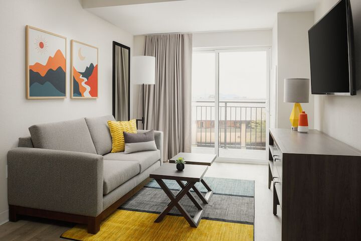 Room 16 of 36