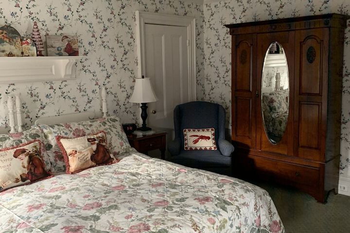 Room 15 of 28