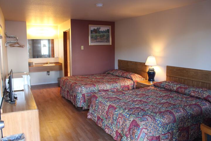 Room 21 of 43